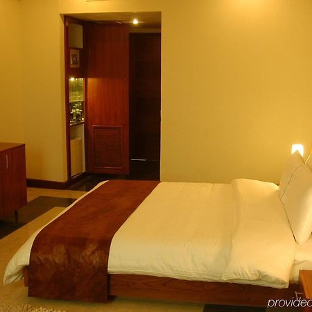 Hotel One סיאלקוט חדר תמונה